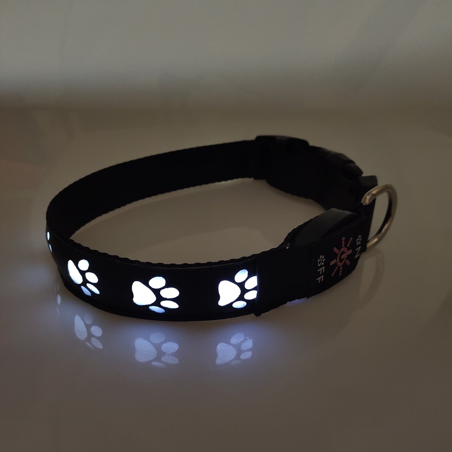 Led Rechargeable and Luminous Dog Paw Anti-Accident, Anti-Loss and Anti-Loss Light Warning Dog Collar Pet Collar - Alles für deine Haustiere