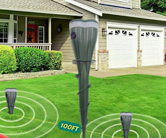 Solar Courtyard Ultrasonic Electronic Cat Repeller