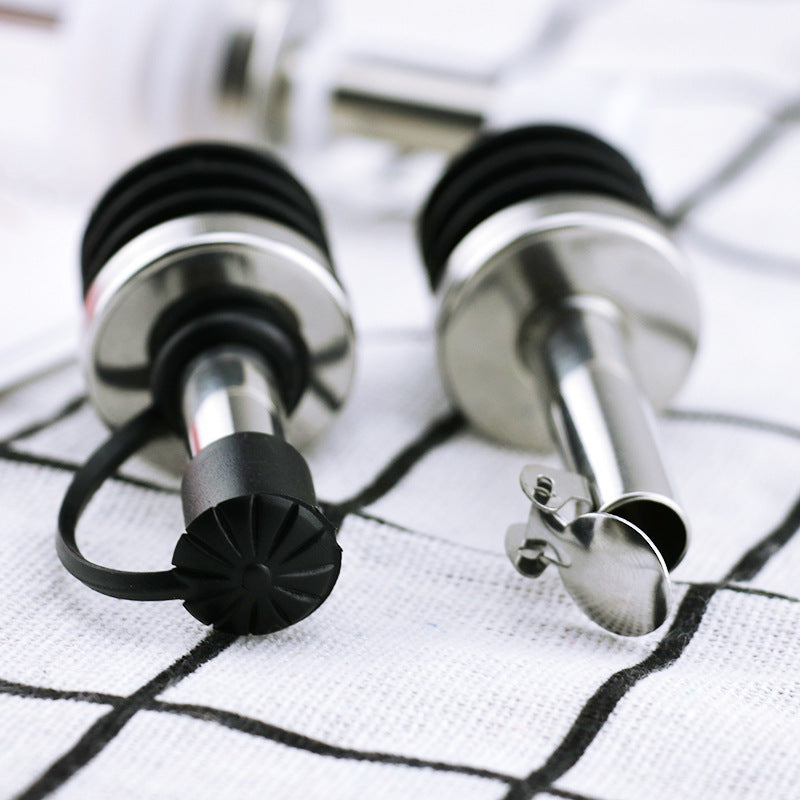 Stainless Steel Oil Bottle Stopper Pour Oil Stopper Silicone With Cap 2.4cm Stainless Steel Wine Olive Oil Pourer Dispenser