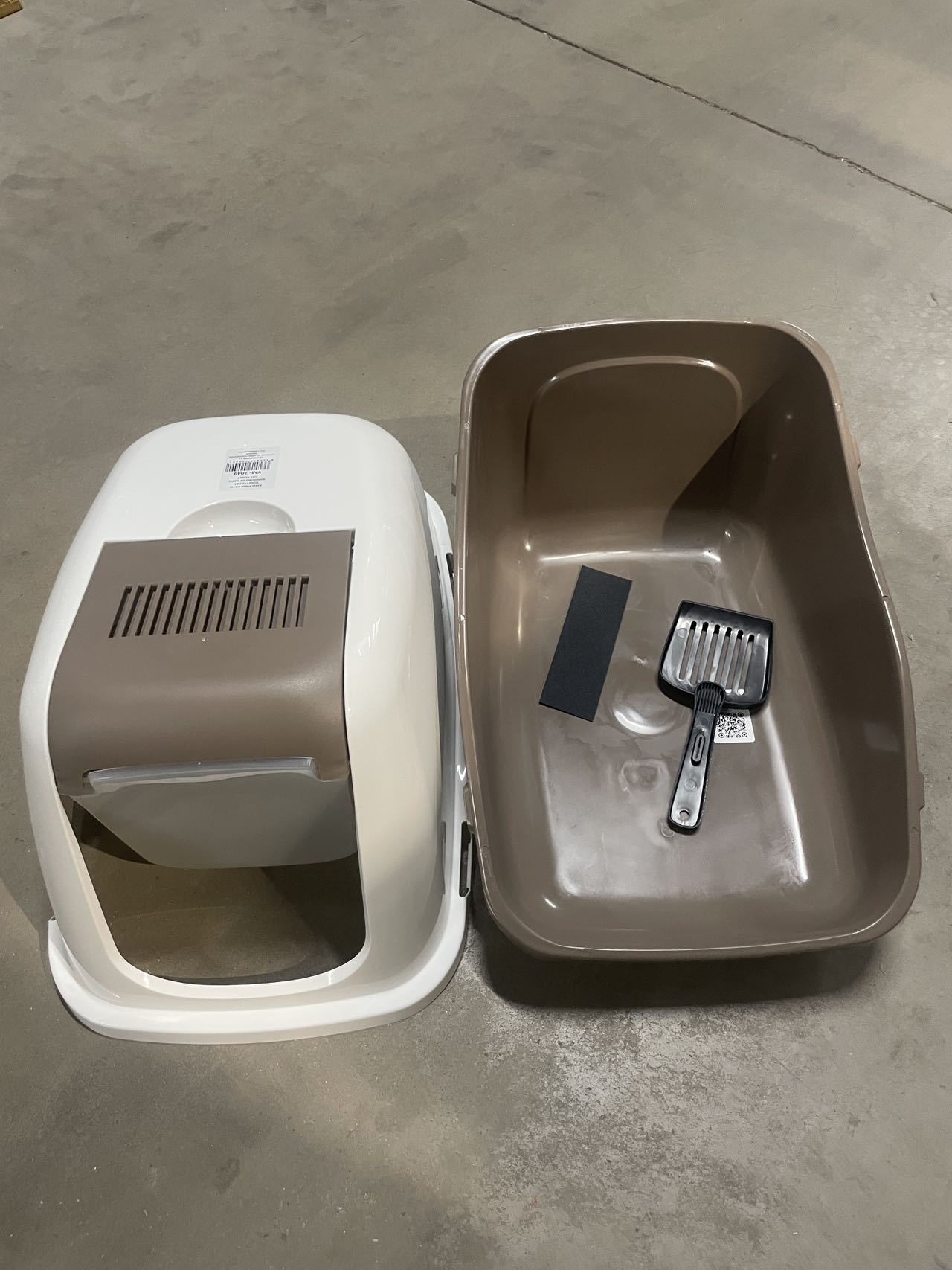 Cat Toilet With Shovel