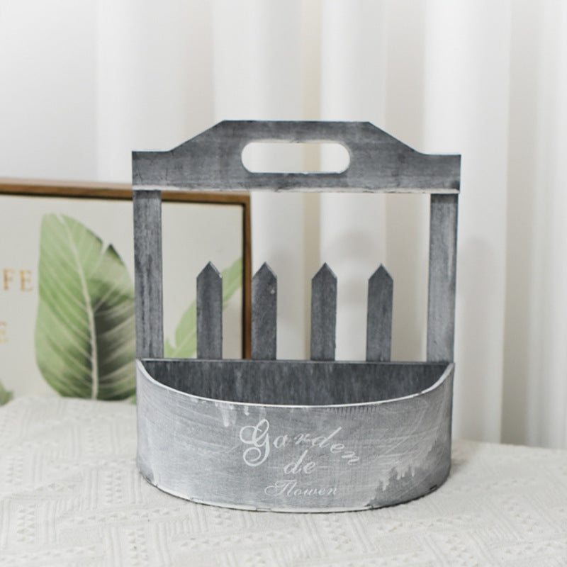 Idyllic And Retro Wall-mounted Flower Pot