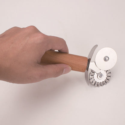 Stainless Steel Double Wheel Pizza Knife Roller Pizza Knife Baking Utensils Wooden Handle Double Wheel Round Roller Knife